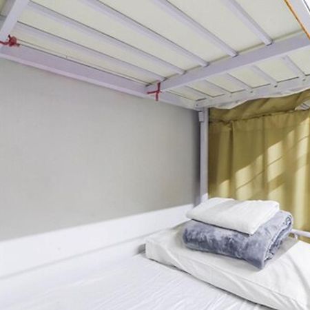 Ark Hostel City Center Manila Пасай Экстерьер фото