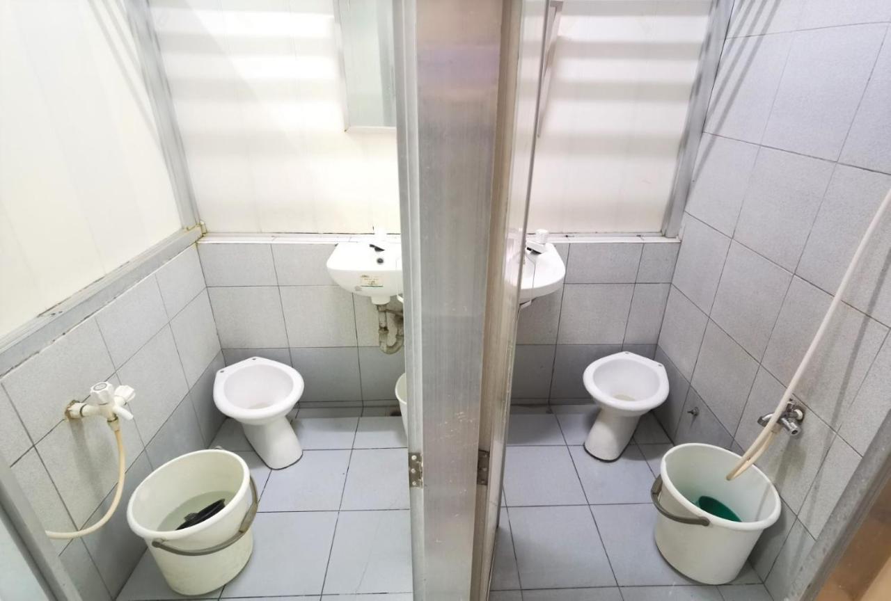 Ark Hostel City Center Manila Пасай Экстерьер фото