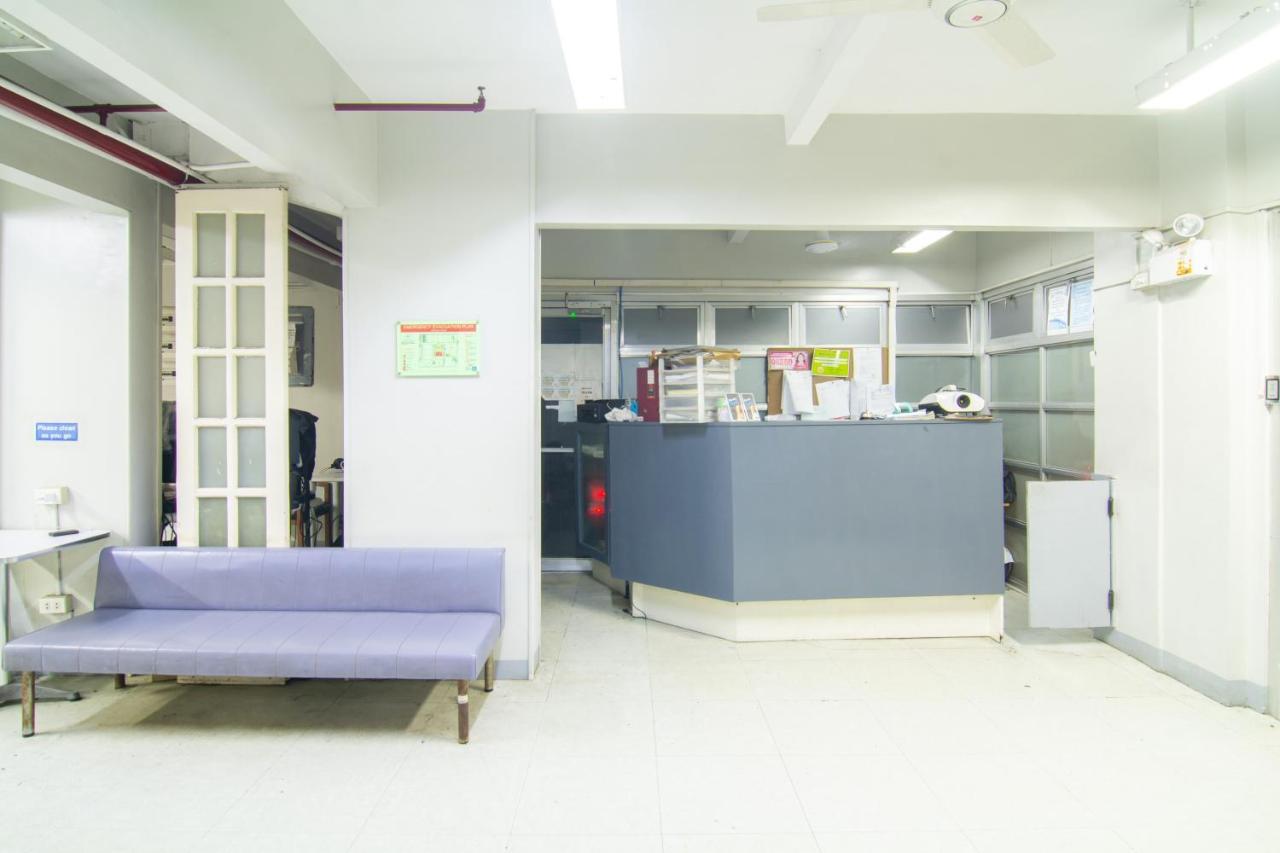 Ark Hostel City Center Manila Пасай Экстерьер фото