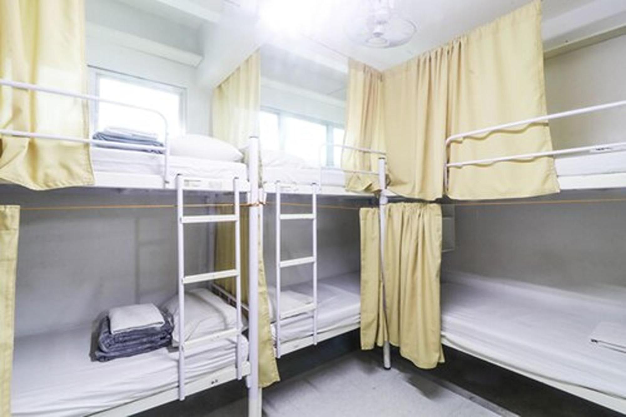 Ark Hostel City Center Manila Пасай Экстерьер фото